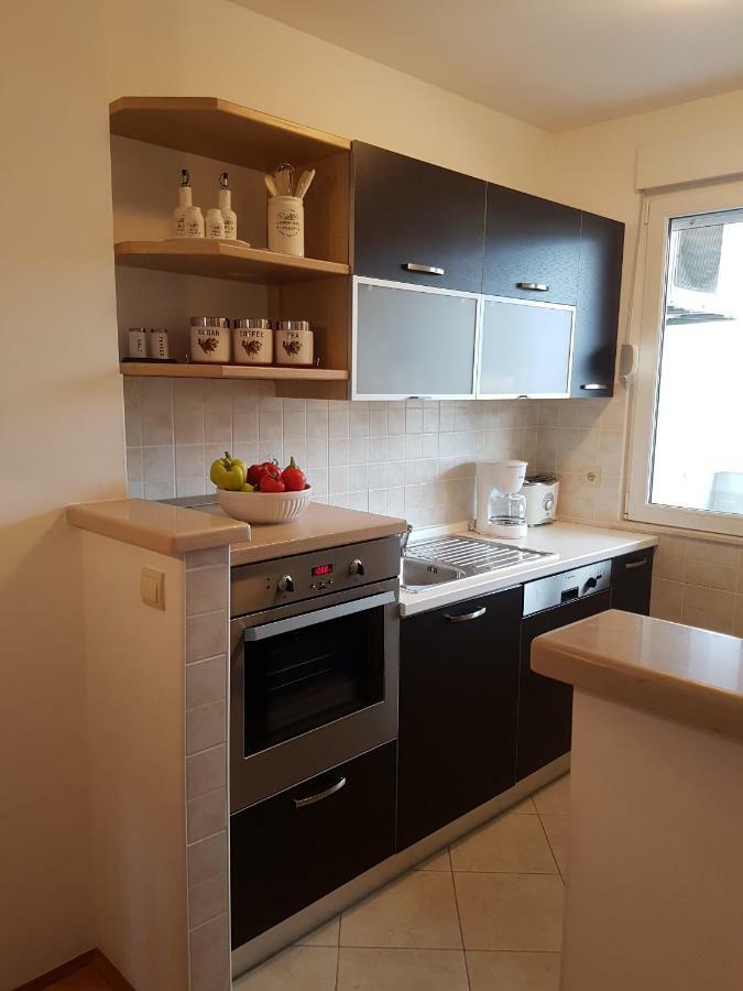 Ban Apartment Ragusa Esterno foto