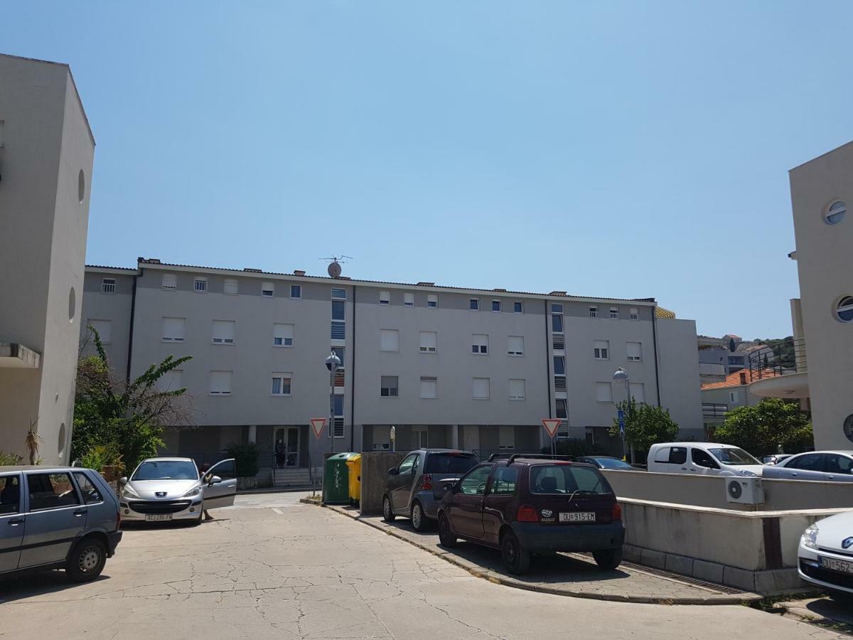 Ban Apartment Ragusa Esterno foto